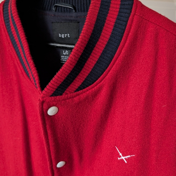 BGRT | Begairat Tribal Vest (Red/Navy) - Picture 2 of 4